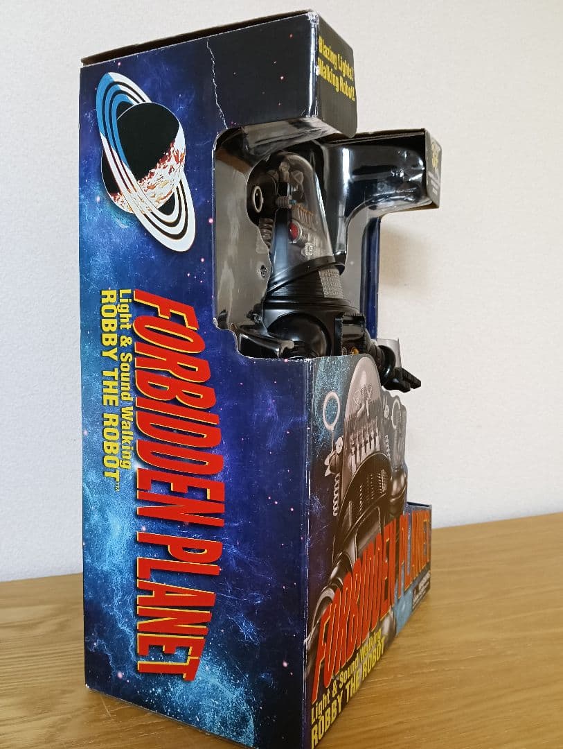 ロビー・ザ・ロボット フィギュア 禁断の惑星 開封品 不動品