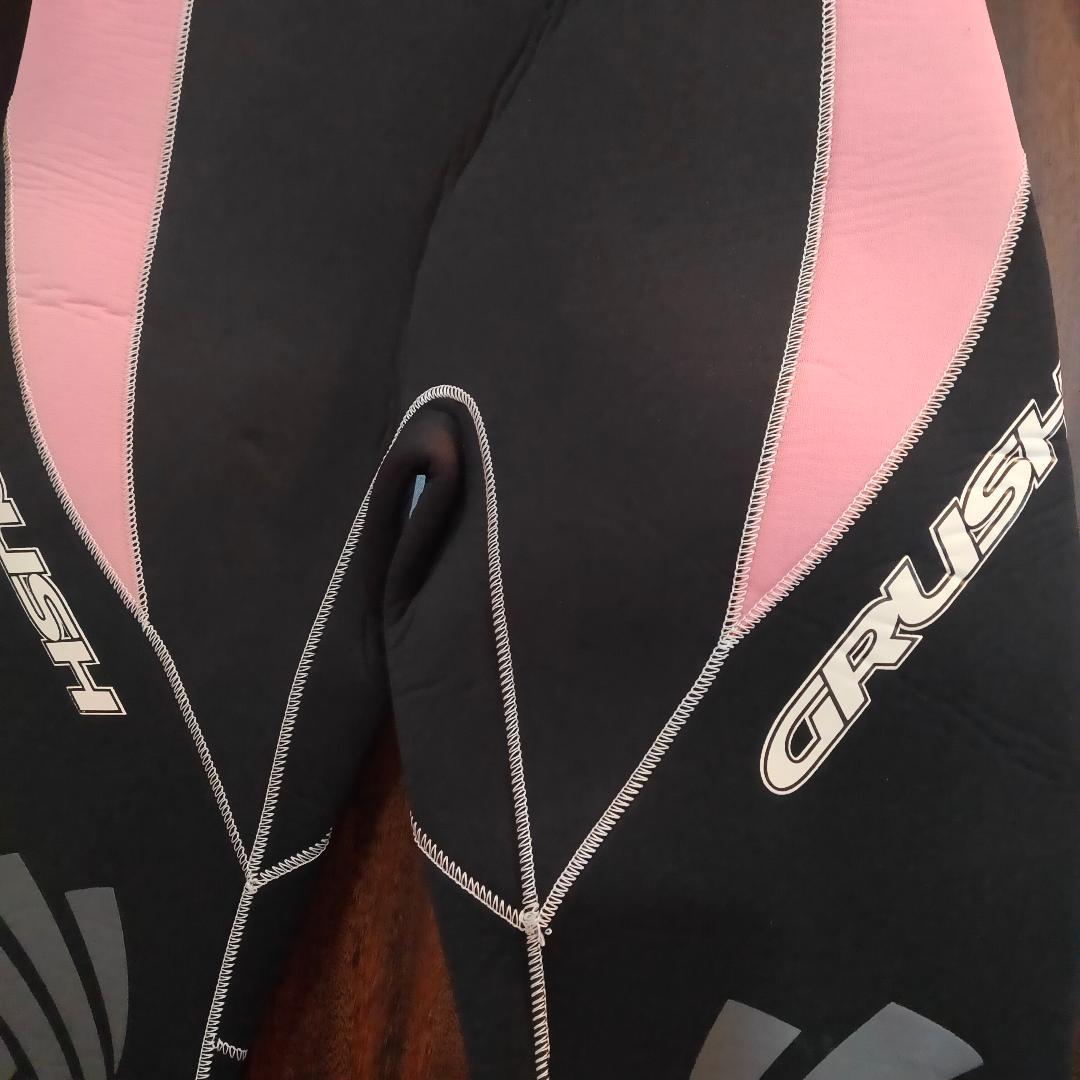 【匿名配送・送料無料】3㎜フルスーツ GRUSH 着用回数少なく美品 SM