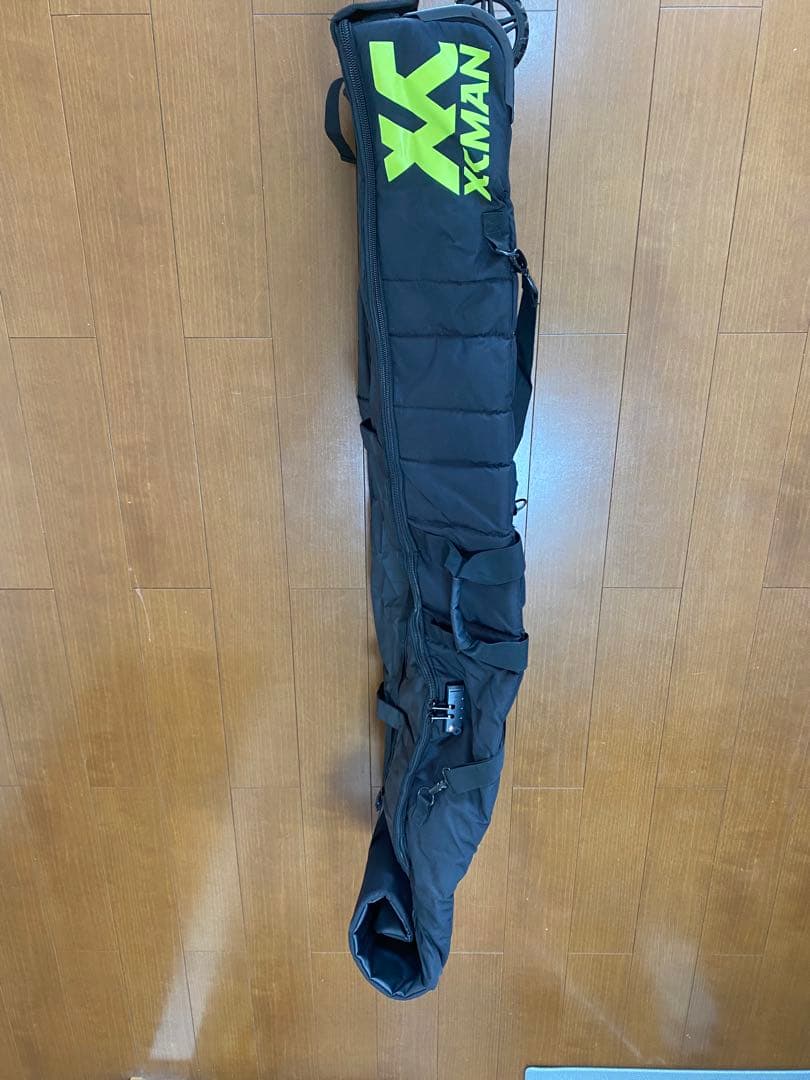 スノーボードケース（キャスター付き）