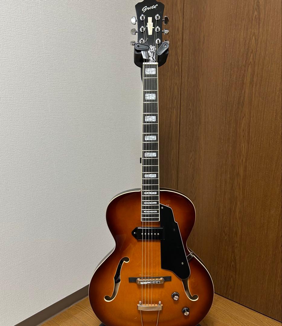 GROTE セミアコ(フルアコ)?＋新品ダダリオ弦１セット付