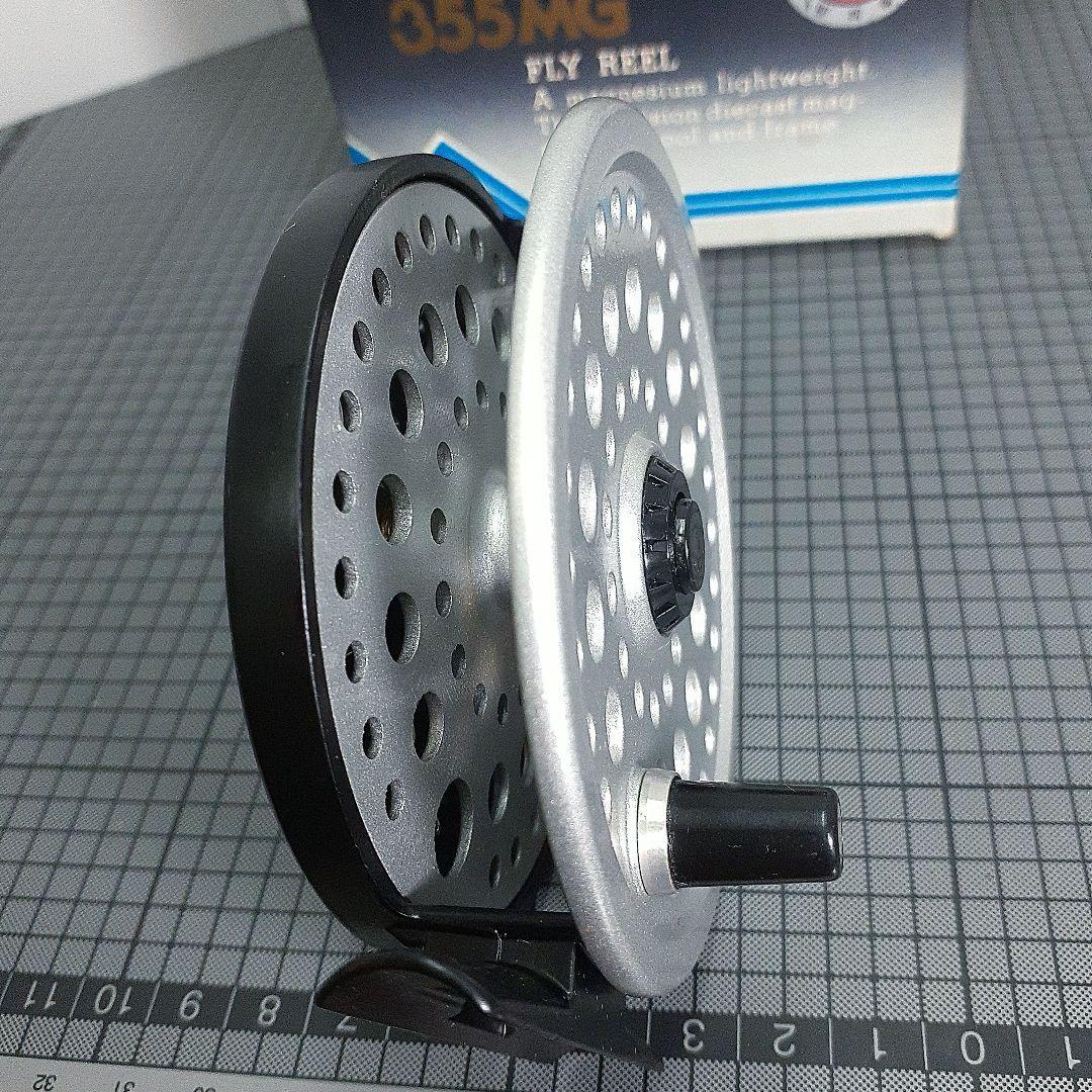フライリール　オールド　リョービ 355MG　日本製　新品希少　渓流　トラウト