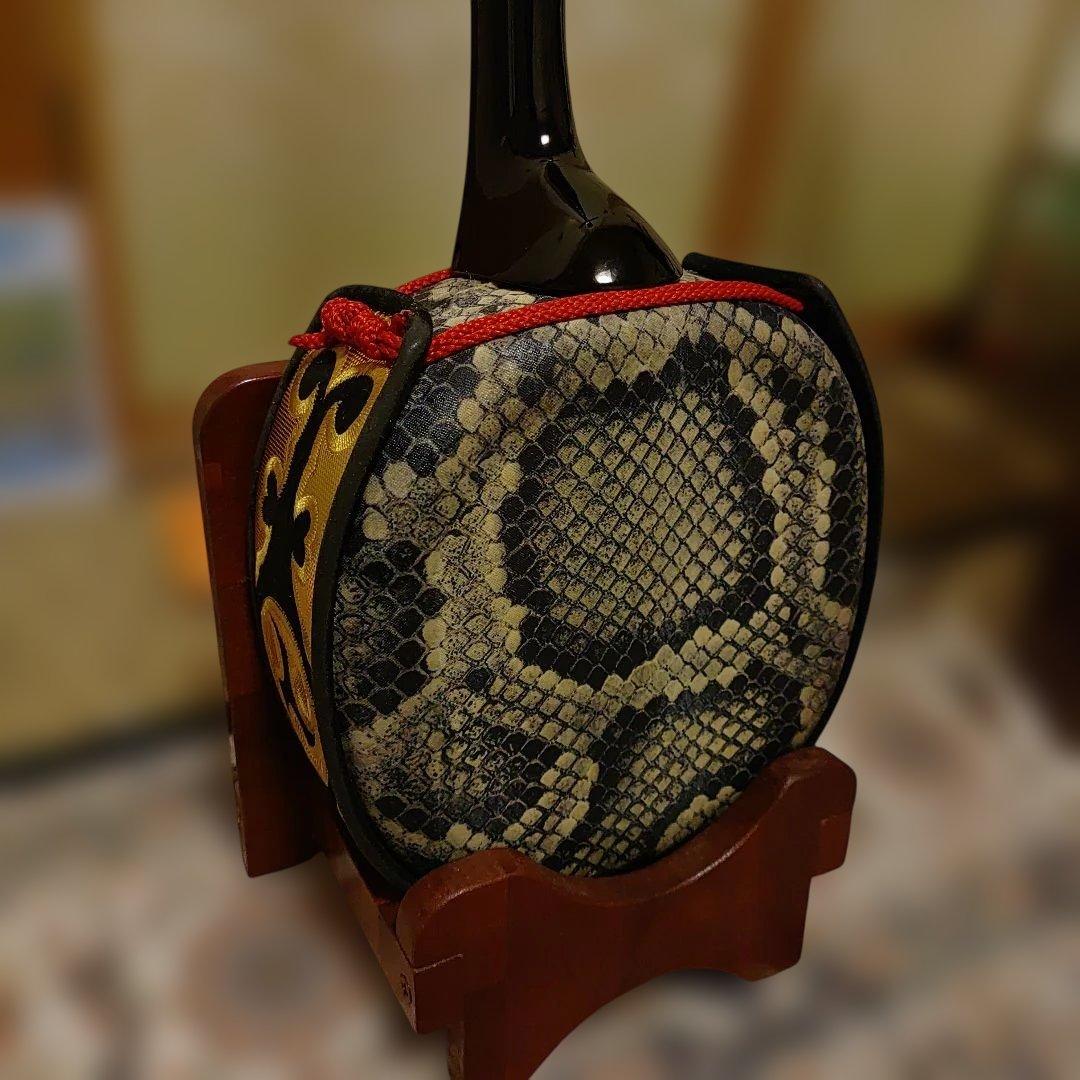 沖縄三線　黒木三線　真壁型　人工皮　三線　黒檀