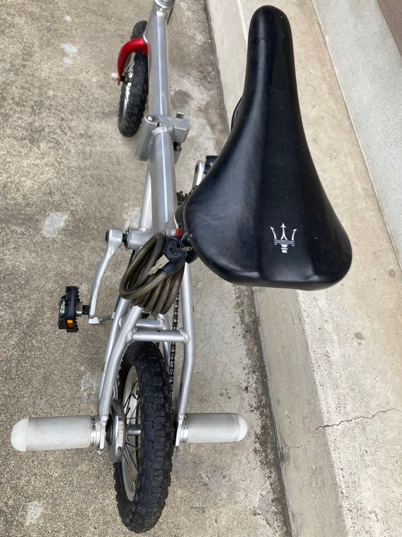 ちょっとだけカスタム　折りたたみ自転車 アルミフレーム シルバー/レッド