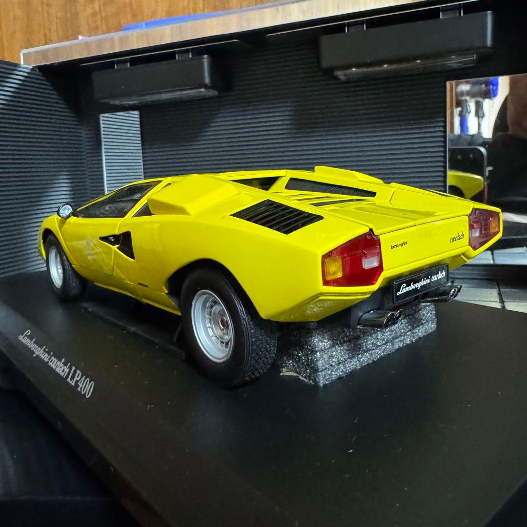 絶版未展示品 京商 1/18 ランボルギーニ カウンタック LP400 イエロー