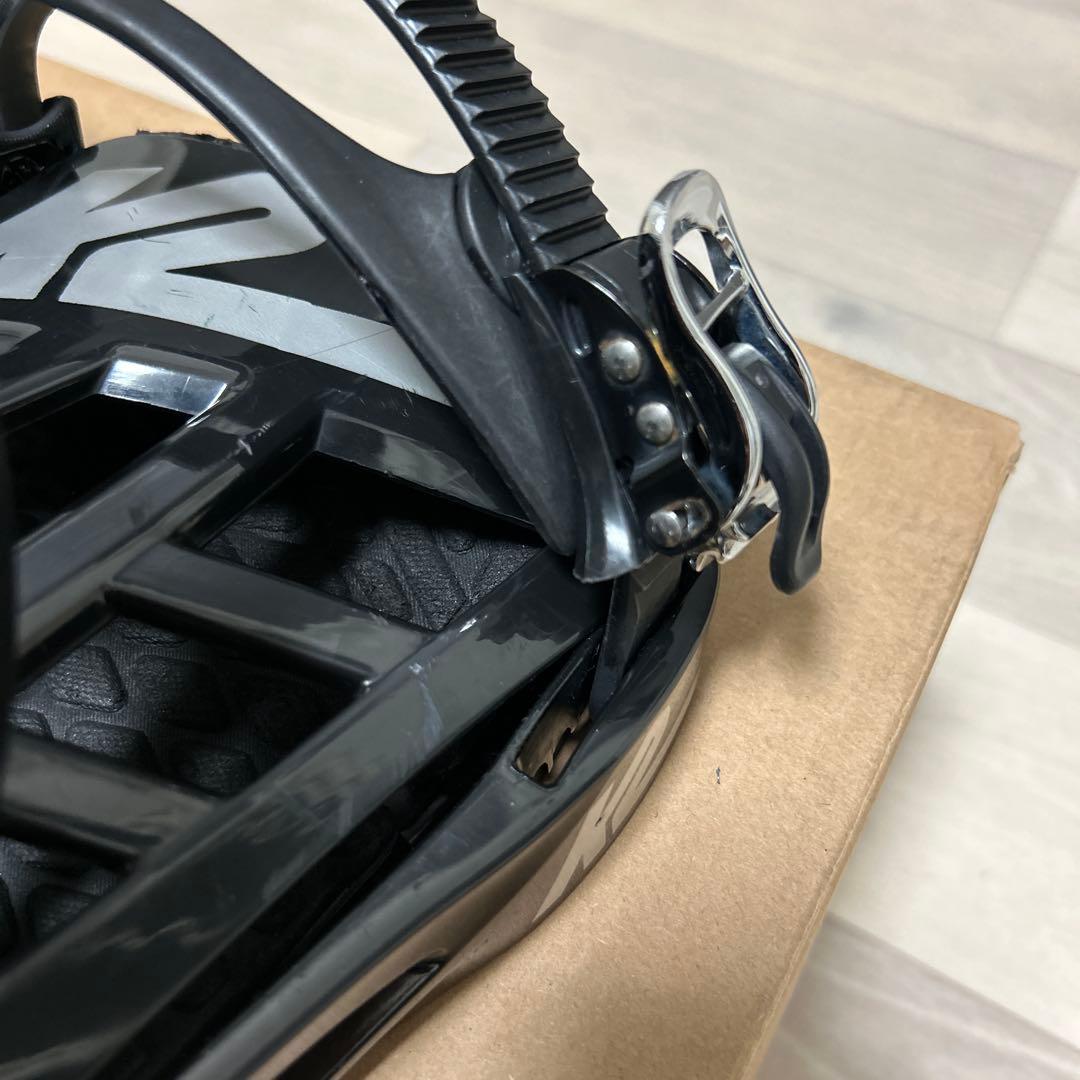 k2 ビンディング(1箇所部品取れ有り)