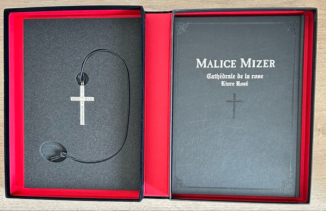 MALICE MIZER 薔薇の聖典 写真集 マリスミゼル 薔薇の聖堂