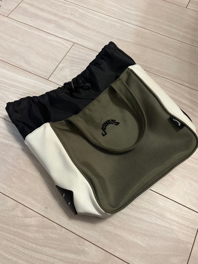 【美品】JONES ジョーンズ　トートバッグ／ラウンドバッグ（カーキ）