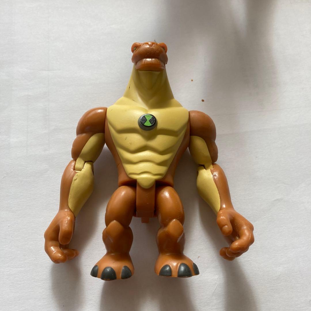 ben10フィギュア