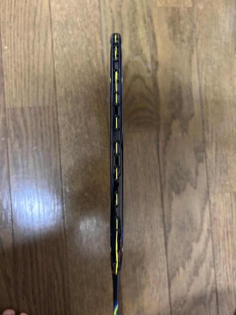 【廃盤 極美品】YONEX ASTROX77 4UG5 バドミントンラケット