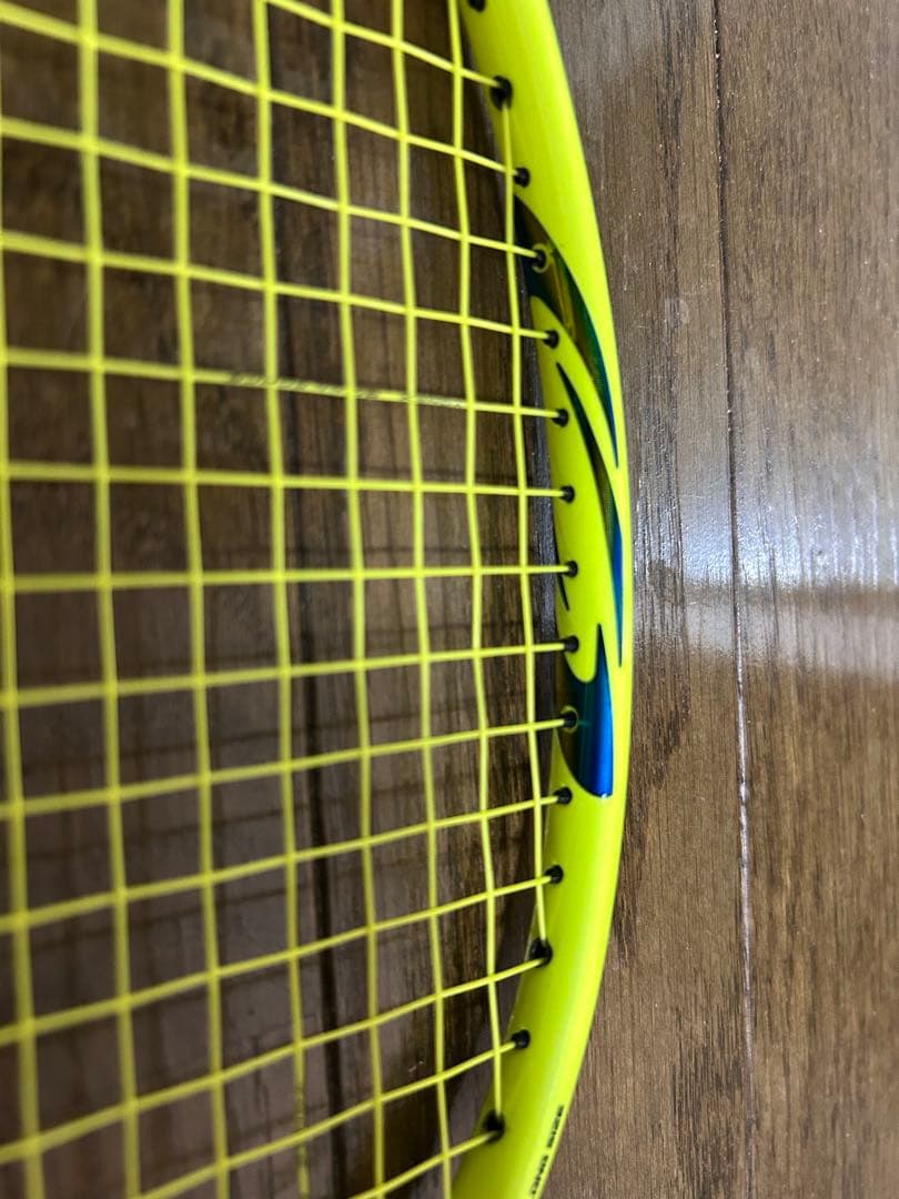 【廃盤 極美品】YONEX ASTROX77 4UG5 バドミントンラケット