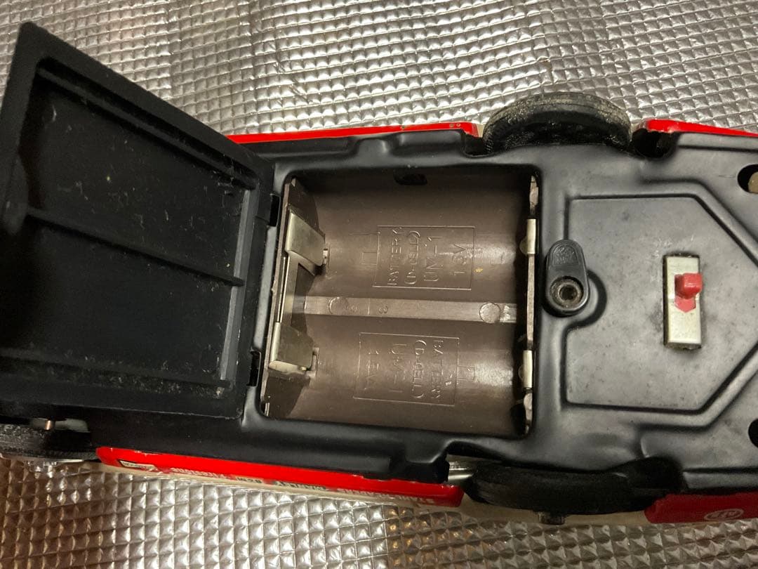 TAIYO社製／Mach1。MUSTANG。ブリキカー。【作動　凹みあり】。