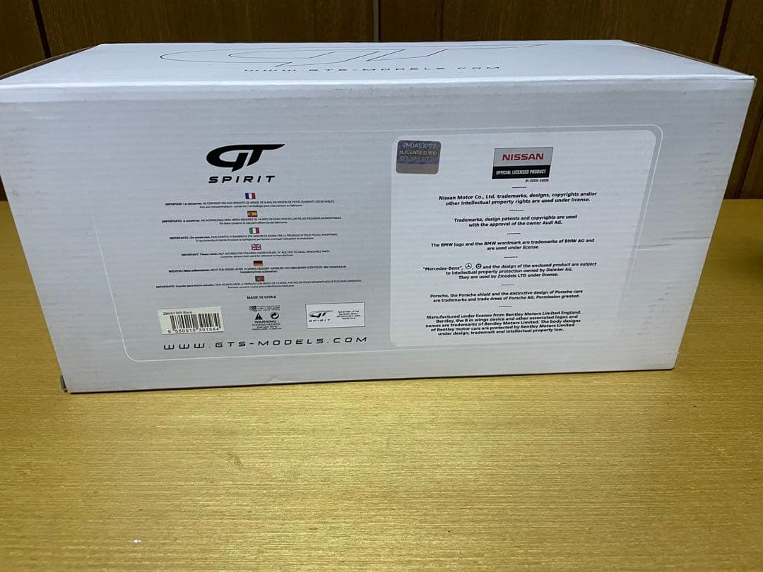 GT SPIRIT FINE 1/18 ZM043 S65 504台限定