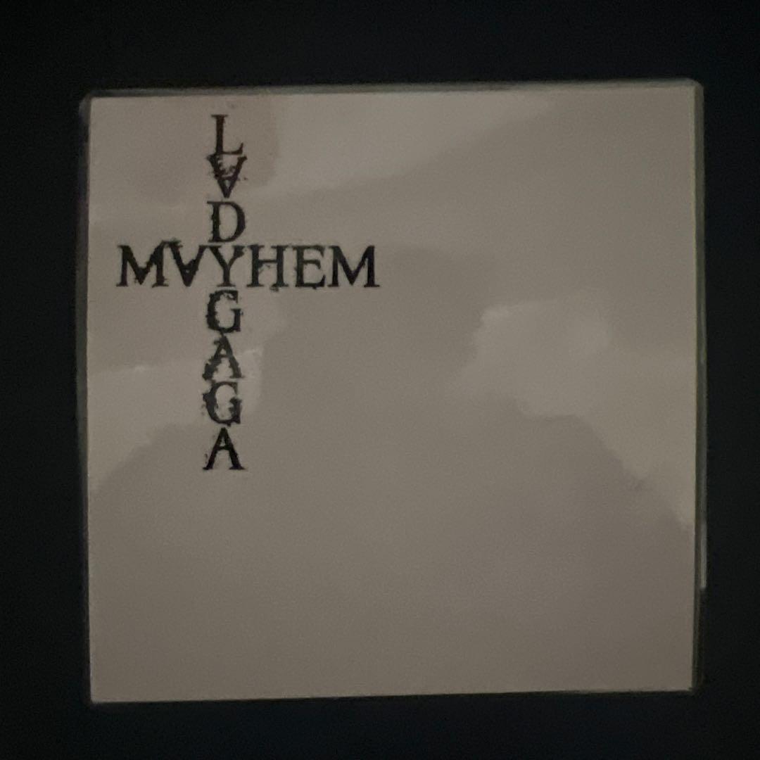 Lady Gaga Mayhem 直筆サイン入り　アートカード