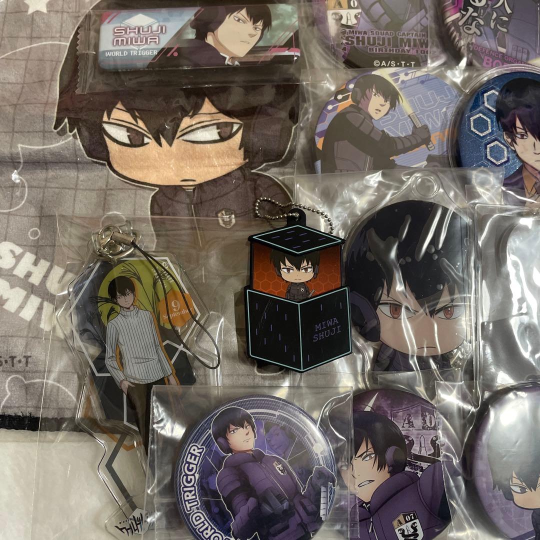 ワールドトリガー ワートリ　三輪　缶バッジ　キーホルダー　タオル