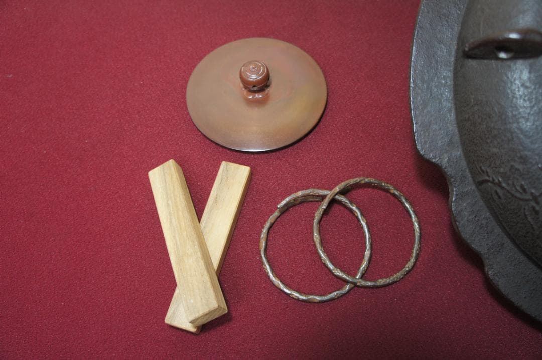 ☆美品 大型平蜘蛛釜 透木釜 透木 釜鐶送料込み