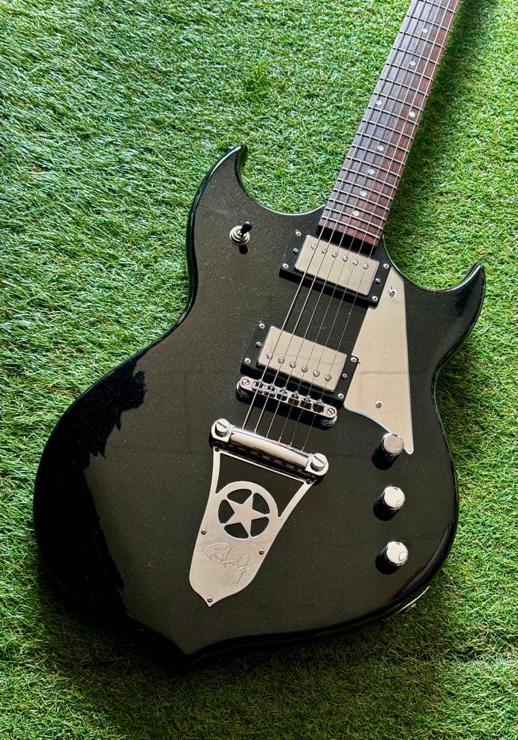 Silvertone KISS ポール・スタンレーのシグネチャーモデル