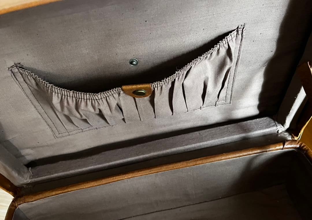 ＊レア＊天然皮革の旅行トランク　旅行カバン