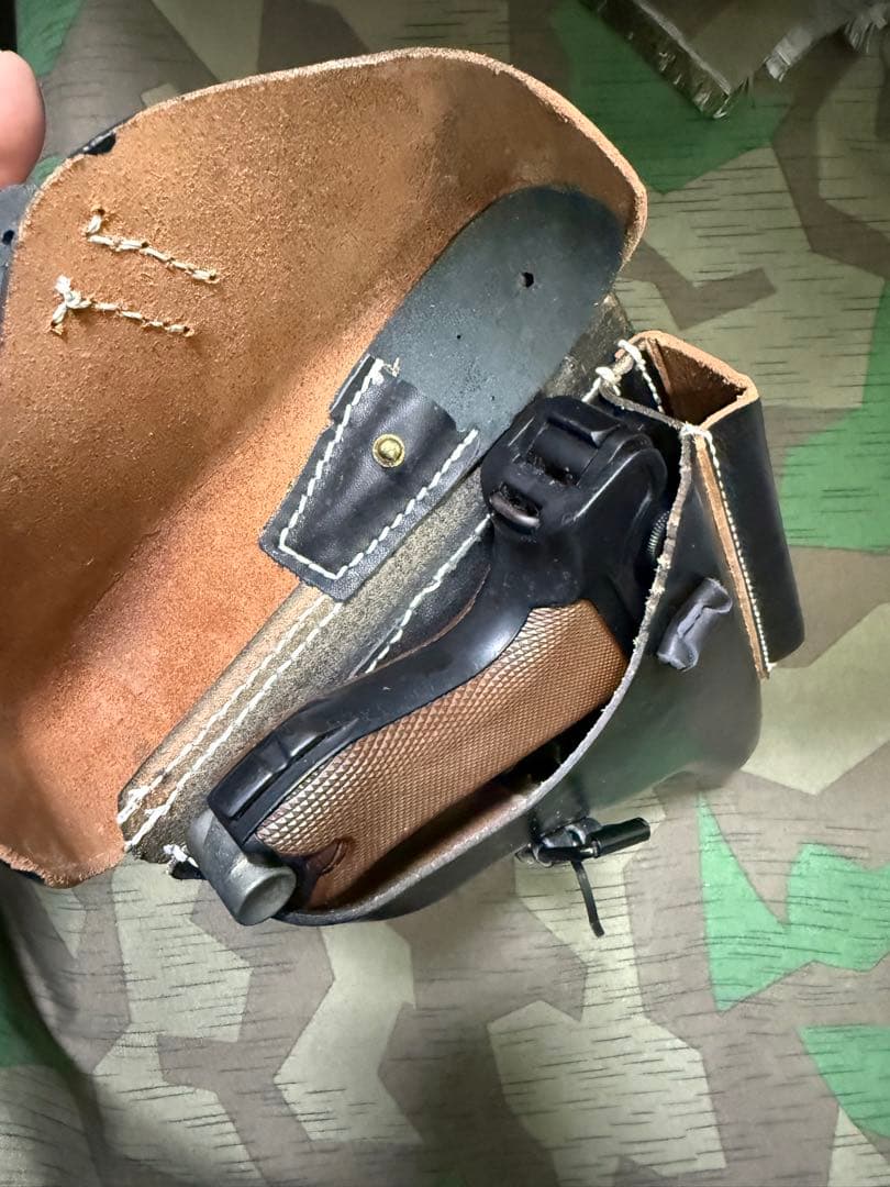 WWⅡ ドイツ軍 ルガーP08用ホルスター（レプリカ）黒色★刻印有り★降下猟兵