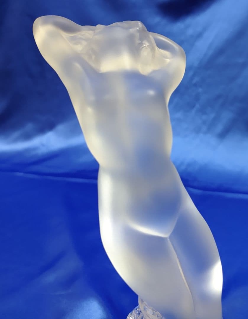 ラリック クリスタル裸婦像 ダンスーズ 踊り子の彫刻 フランス製