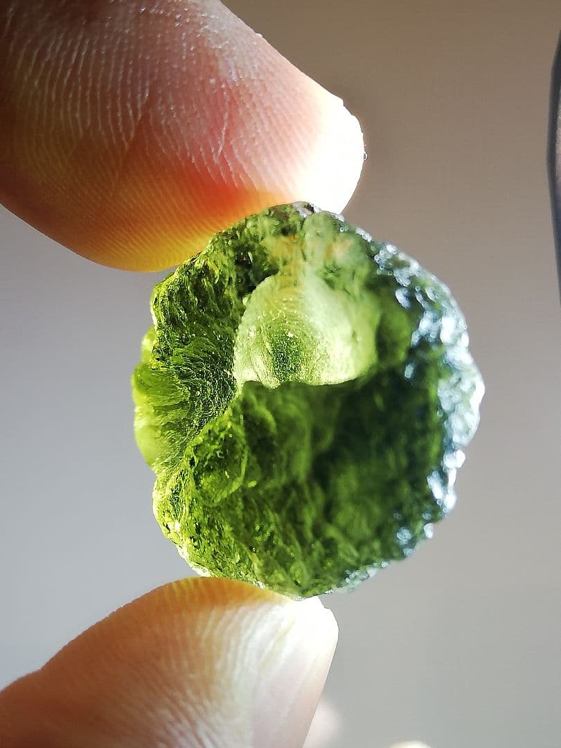 モルダバイト　11グラム　天然ガラス