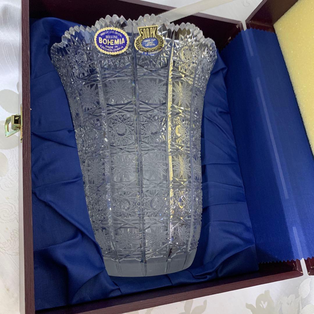 BOHEMIA GLASS ハンドカットフラワーベース クリア 未使用ケース入