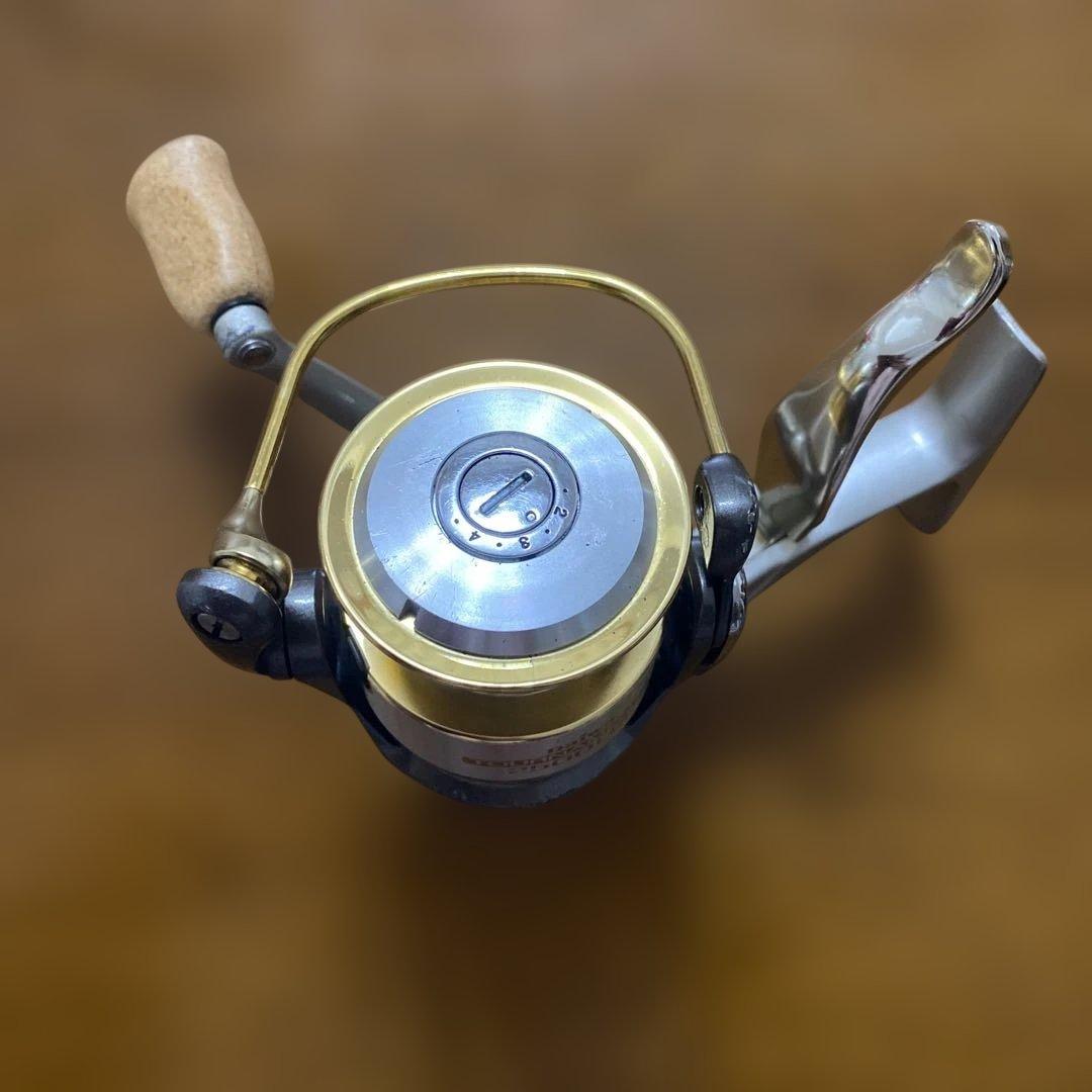 Daiwa Tournament-Ｚ2500 LBC リール 収納ケース付き