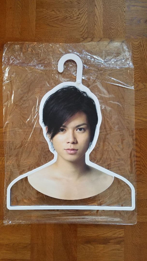 【お値下げ】NEWS　ハンガー　RUSS-Kコラボ　非売品　6人セット