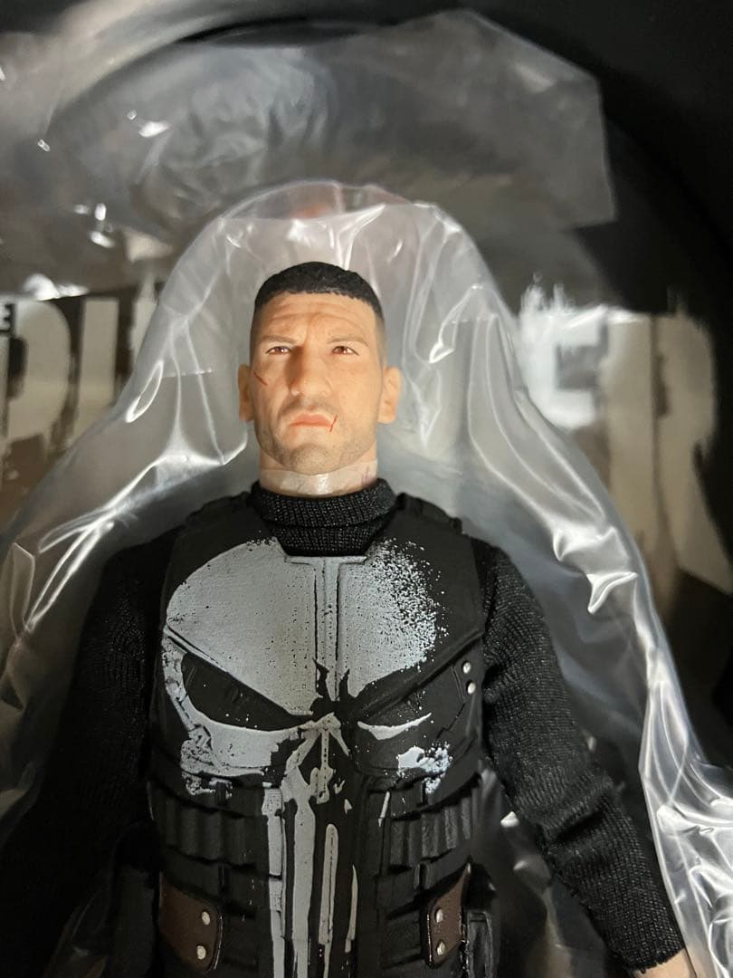 レア　メズコ パニッシャー Netflix版 mezco フィギュア