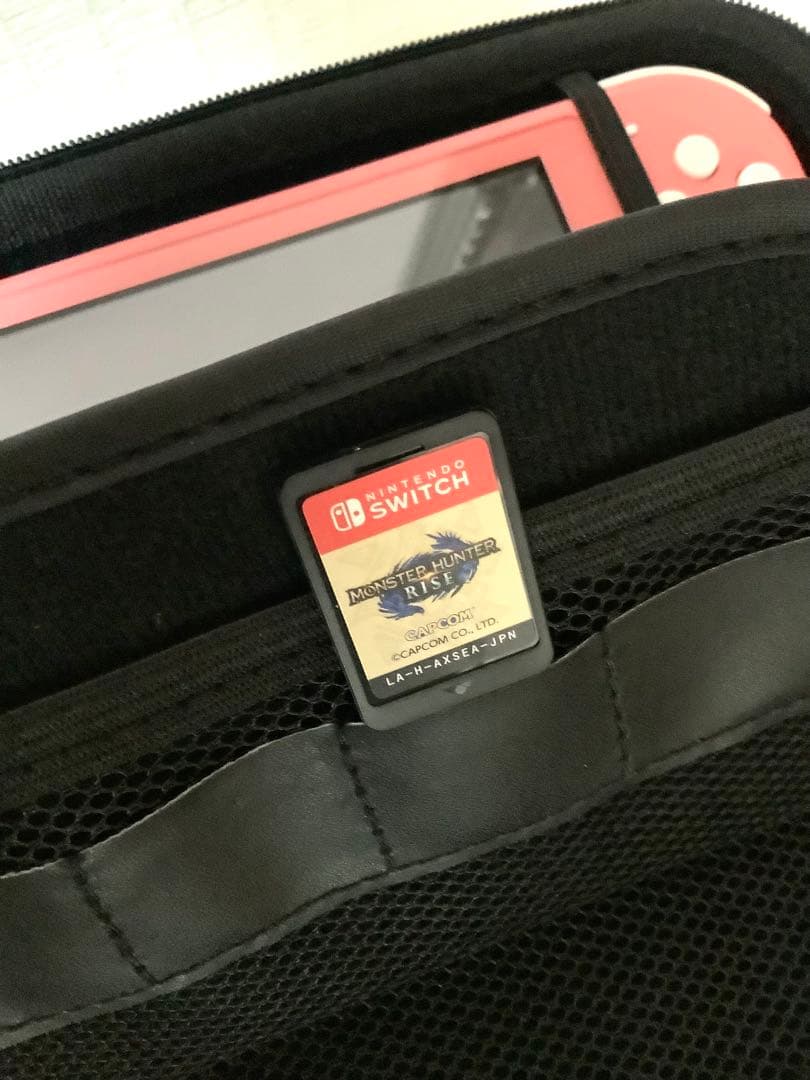 Switch Lite 本体 & ソフト 「モンハンRISE」 & EVAポーチ