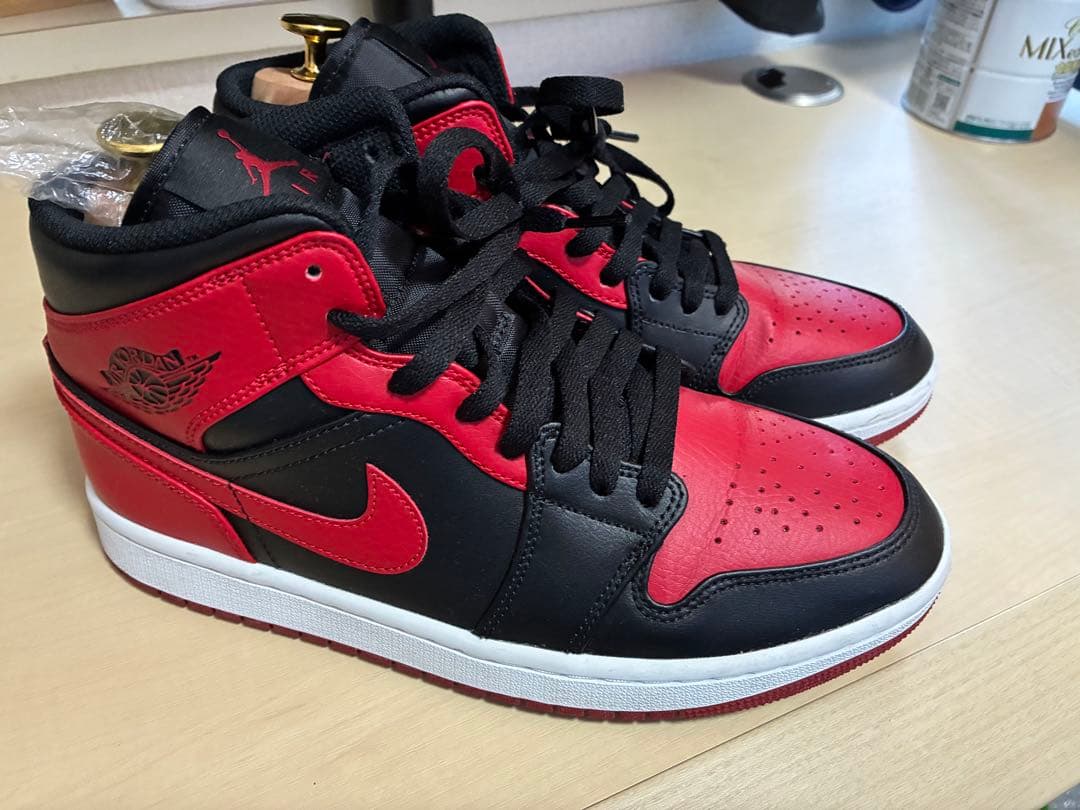 エアジョーダン Midシューズ 赤黒