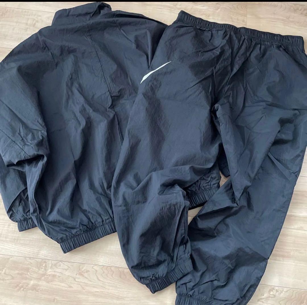 新品　ナイキ　レディース　ウィンドブレーカー　上下セットアップ　ブラック　黒　L