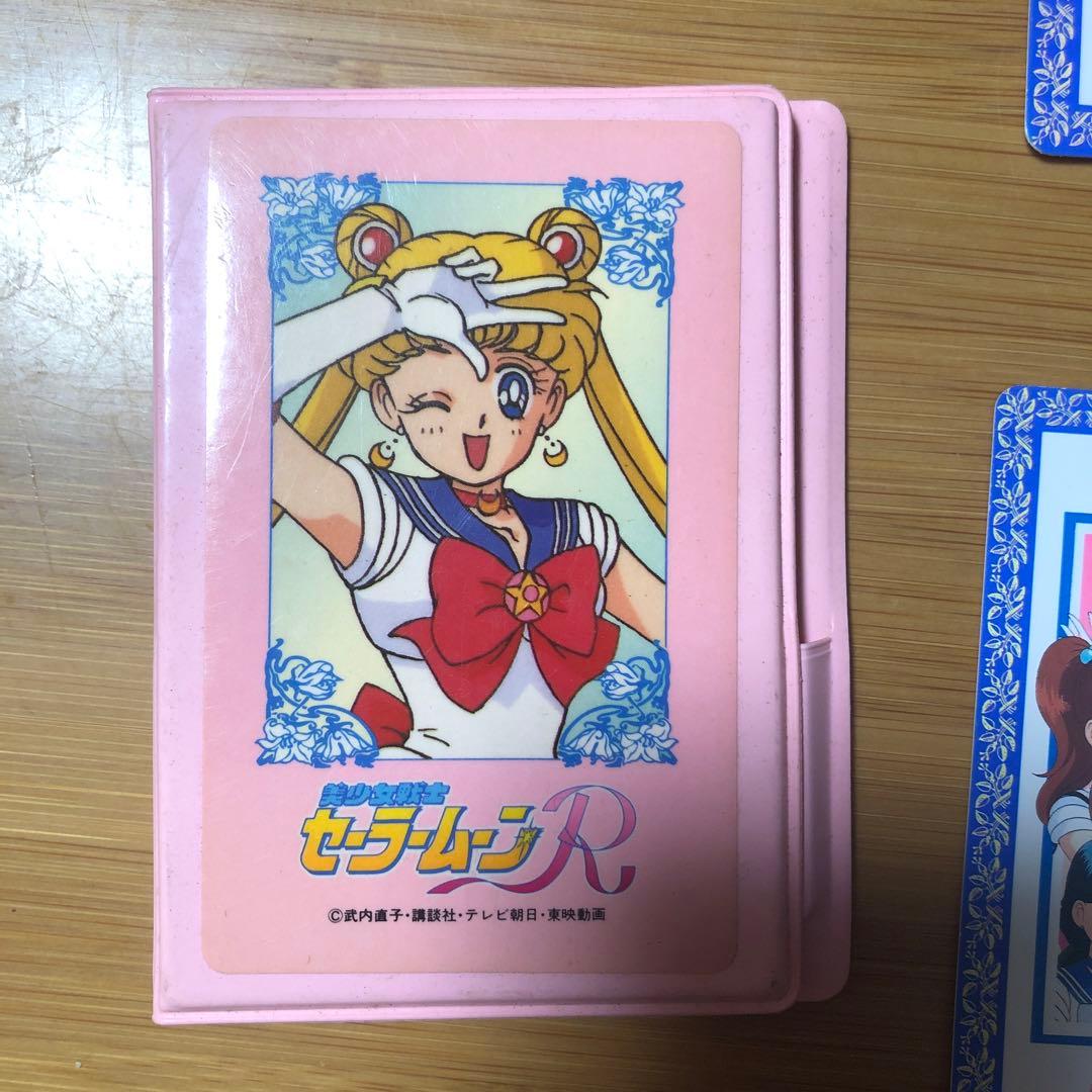 セーラームーンシール付きカードケース