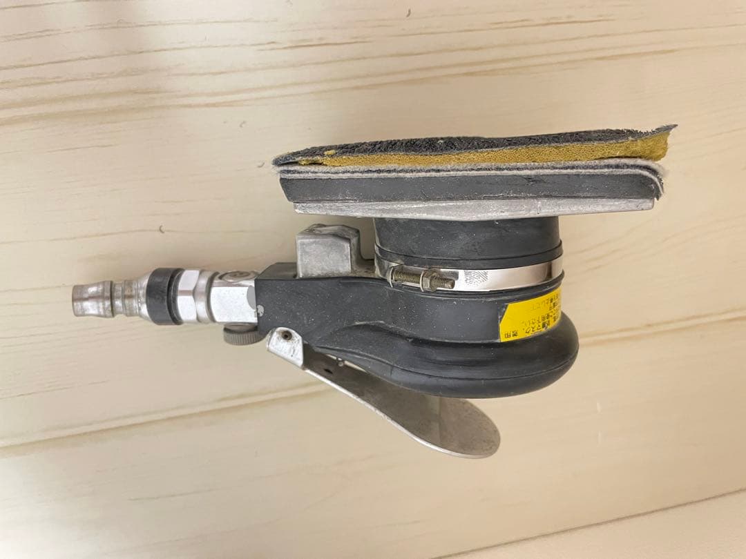 コンパクト　オービタルサンダー