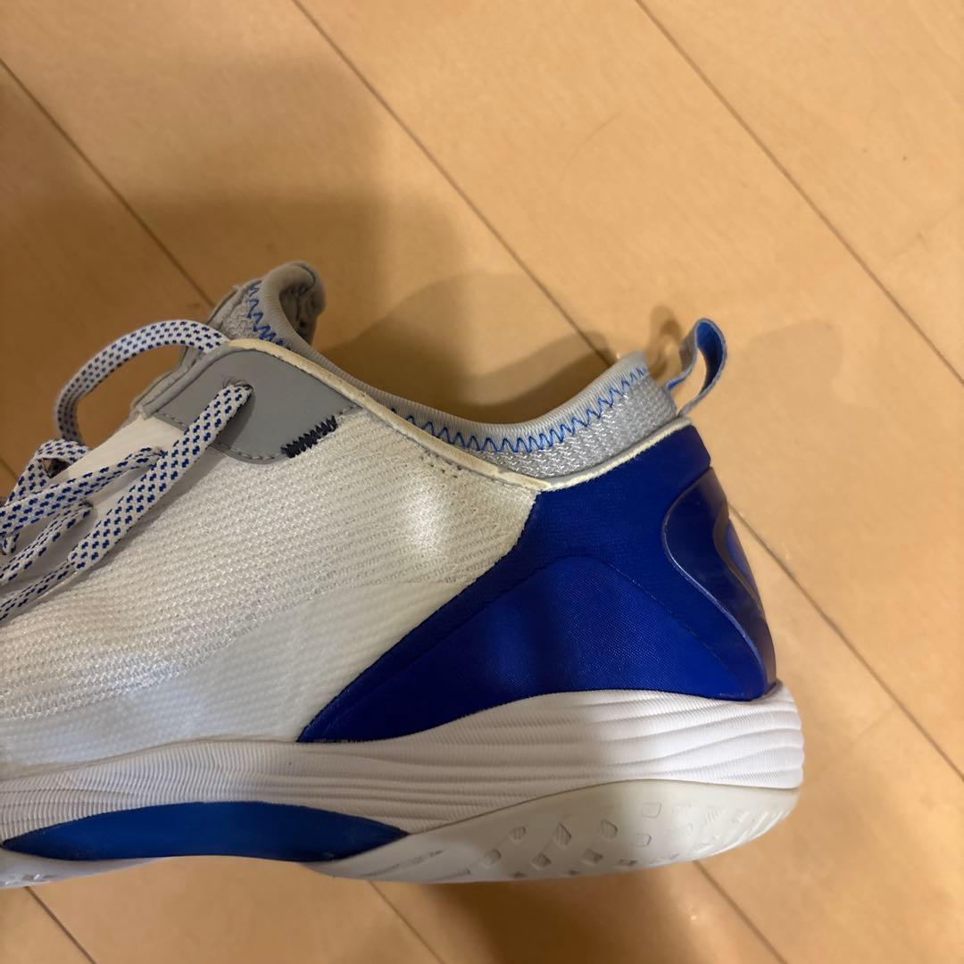 asics グライドノヴァff2 限定カラー(白/青)