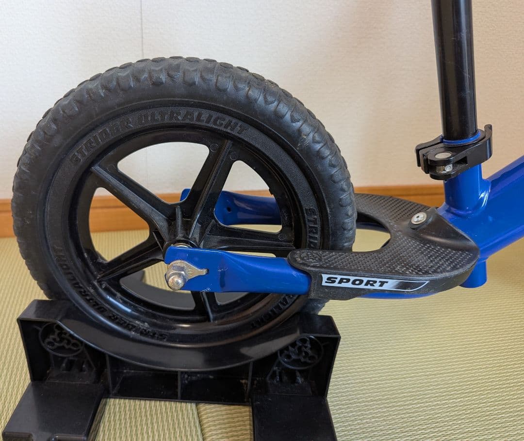 Very Nice STRIDER スポーツモデル 12インチ ストライダ