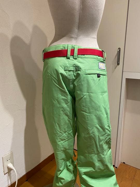 スノーボードウェアー686