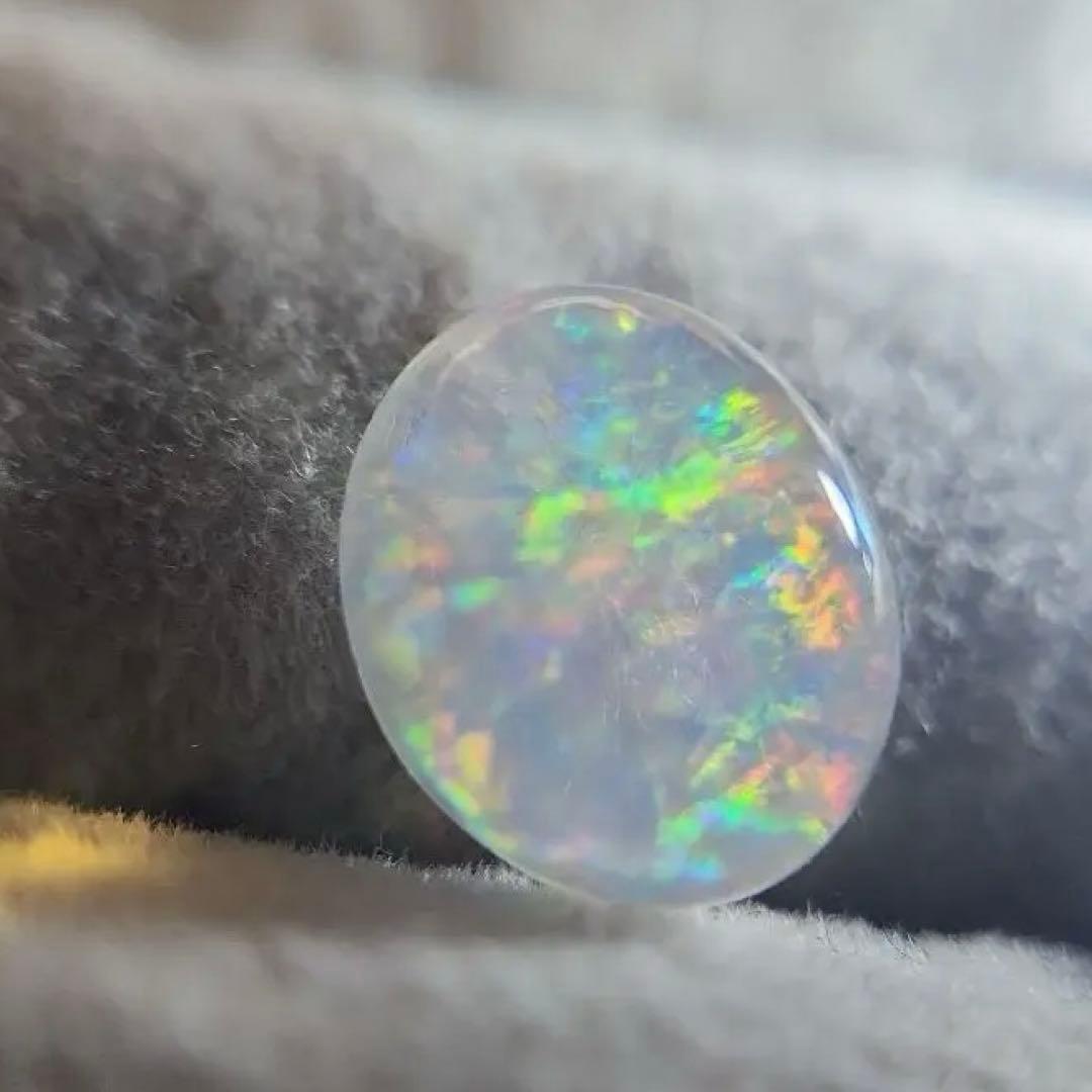 シャボン玉天然オパール 1.676ct