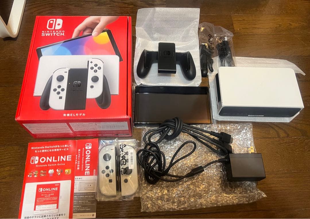 Nintendo Switch 有機ELモデル 本体　ホワイト