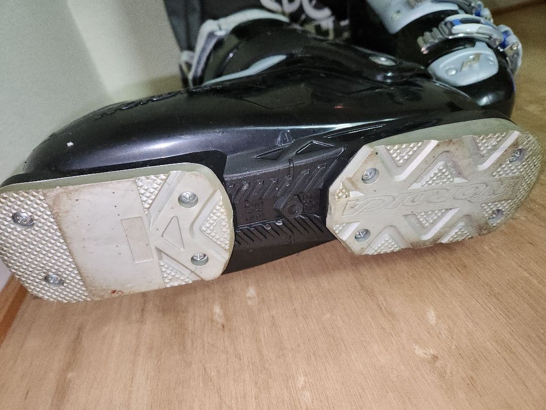 Nordica Extra Warmth スキーブーツ em6 23.5cm程度