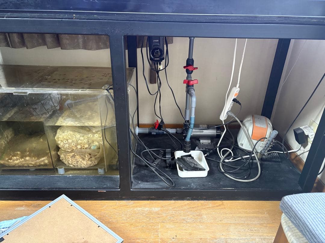 1800.600.600.アクリルオーバーフロー水槽