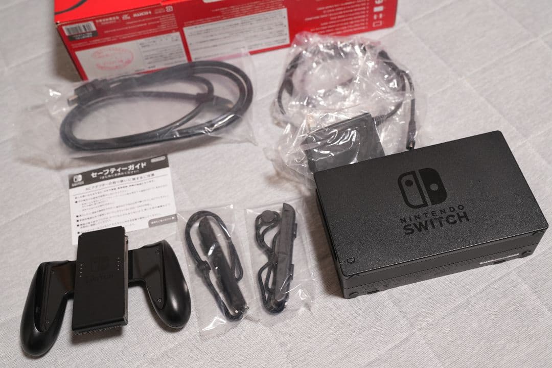 【中古】Nintendo Switch 青/赤 本体 HAD-S-KABAA
