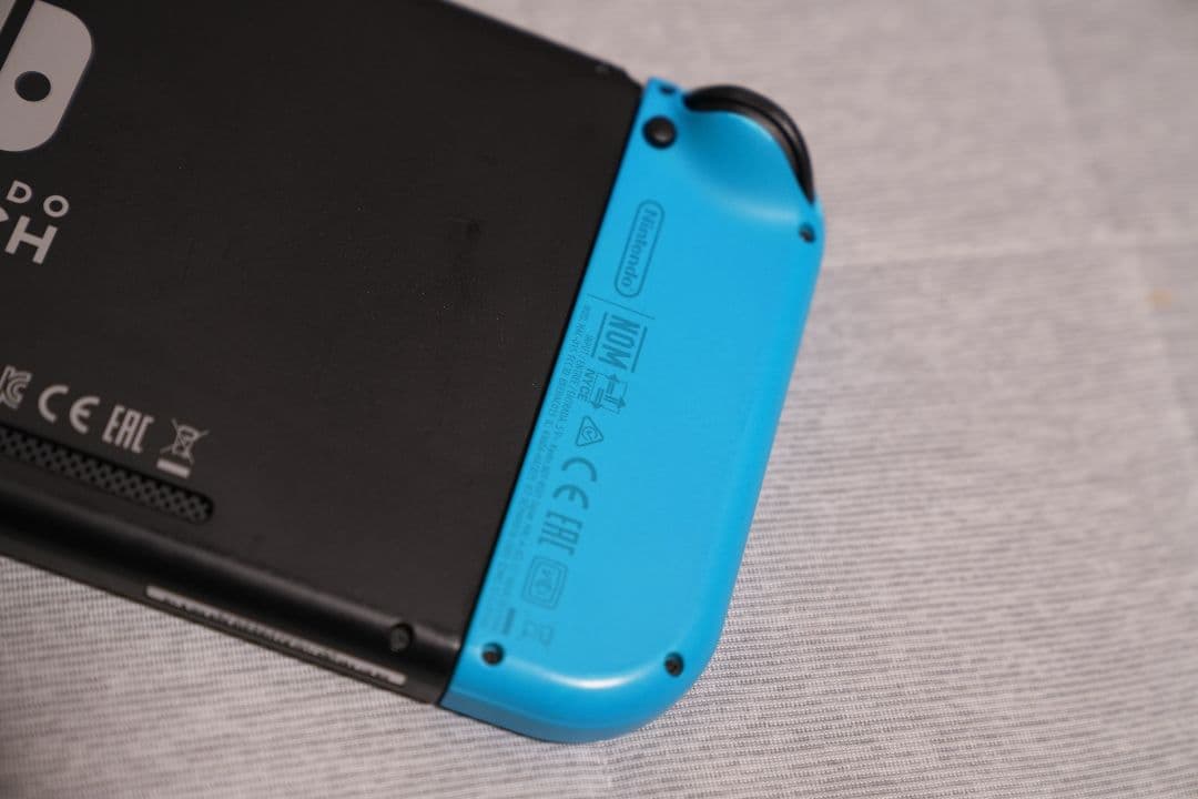 【中古】Nintendo Switch 青/赤 本体 HAD-S-KABAA