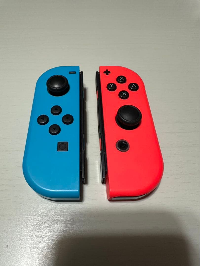 Nintendo Switch本体青/赤Joy-Con