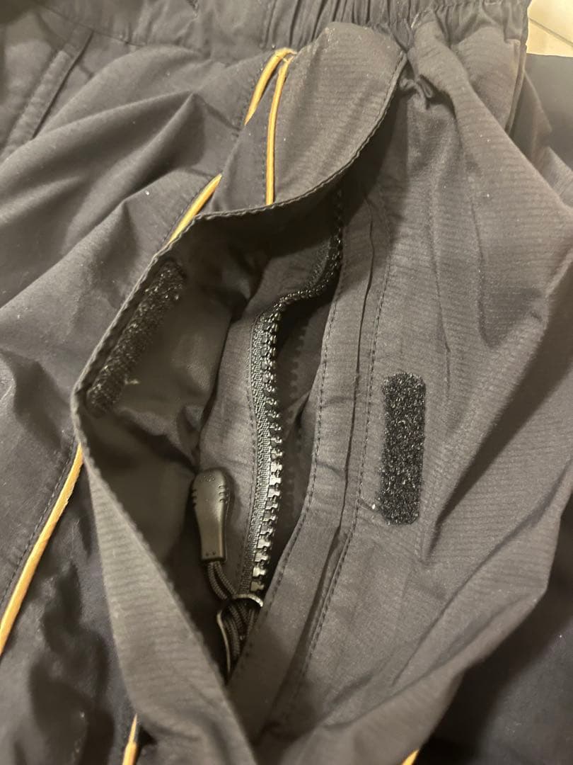 がまかつ　ゴアテックス　レインスーツ　Mサイズ Gamakatsu