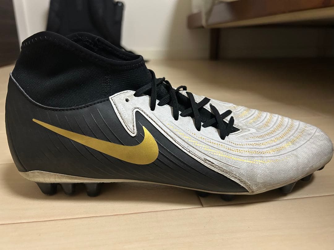 Nike サッカーシューズ スパイク ホワイト/ブラック/ゴールド