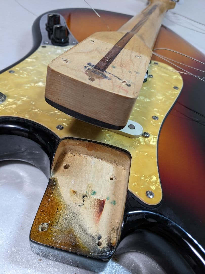 現状品 Squier Cyclone スクワイヤー サイクロン 検 Fender