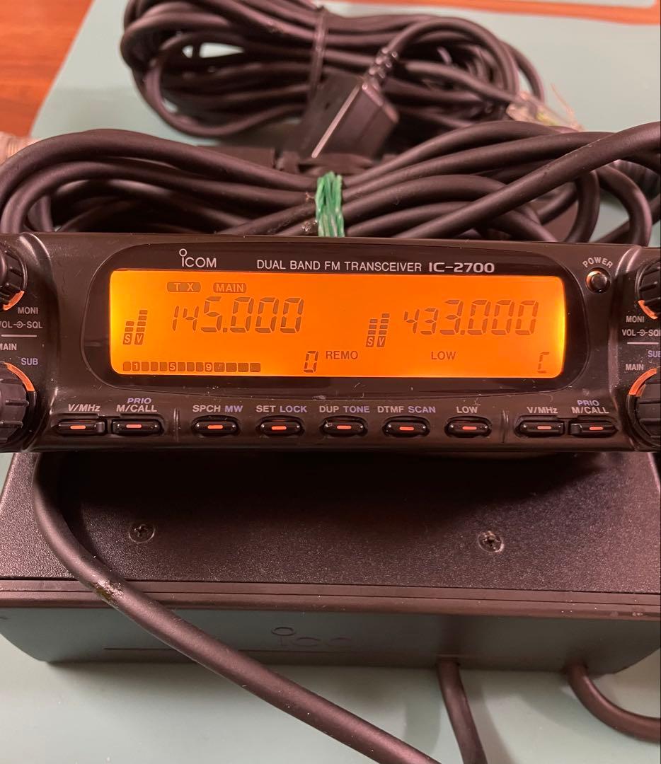 Icom IC-2700 トランシーバー