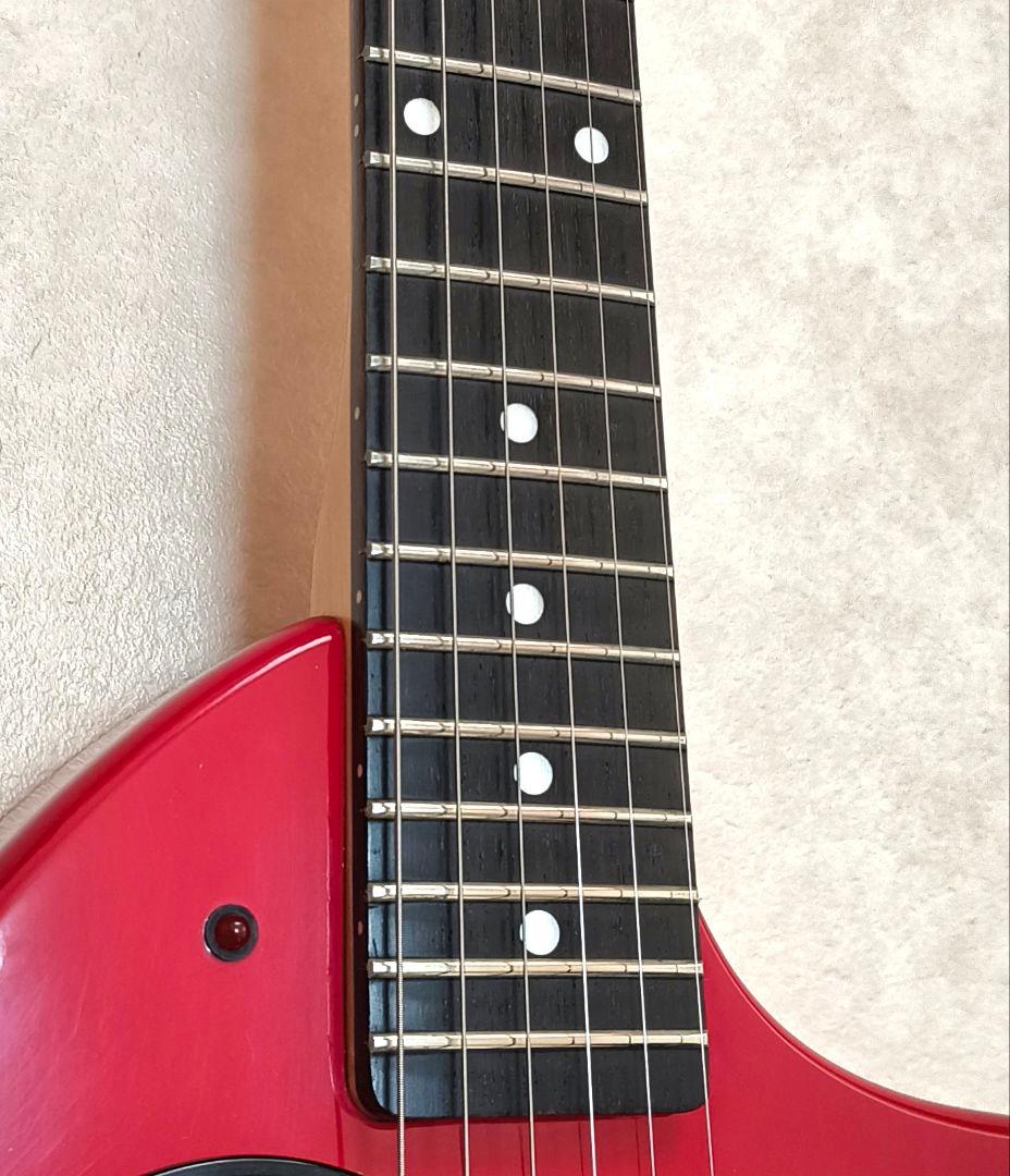 【美品】ZO-3 レッド アンプ内蔵ミニギター ヘッドフォン利用可能！！