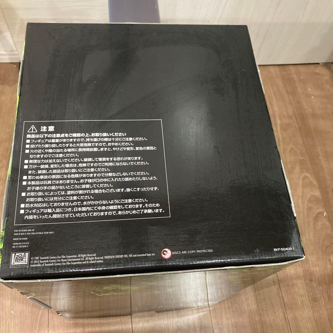 等身大　ヘッド　プレデター　アーノルドシュワルツェネッガー　フィギュア　限定品