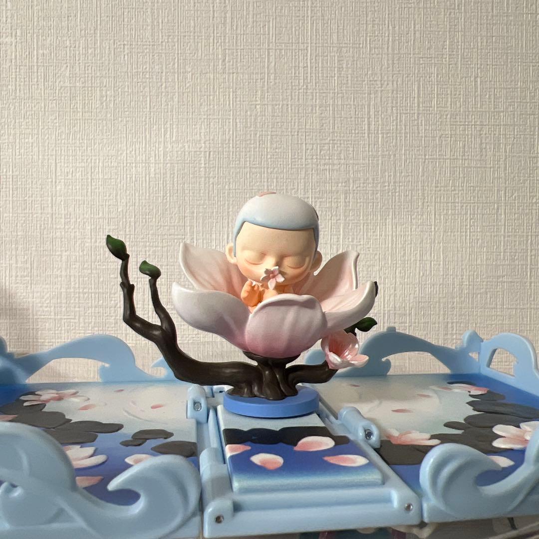 デザイナーズトイ　まとめ売り